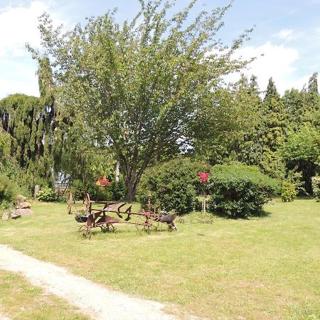 Bed and Breakfast La Ferme Du Bourg Eraines Екстер'єр фото