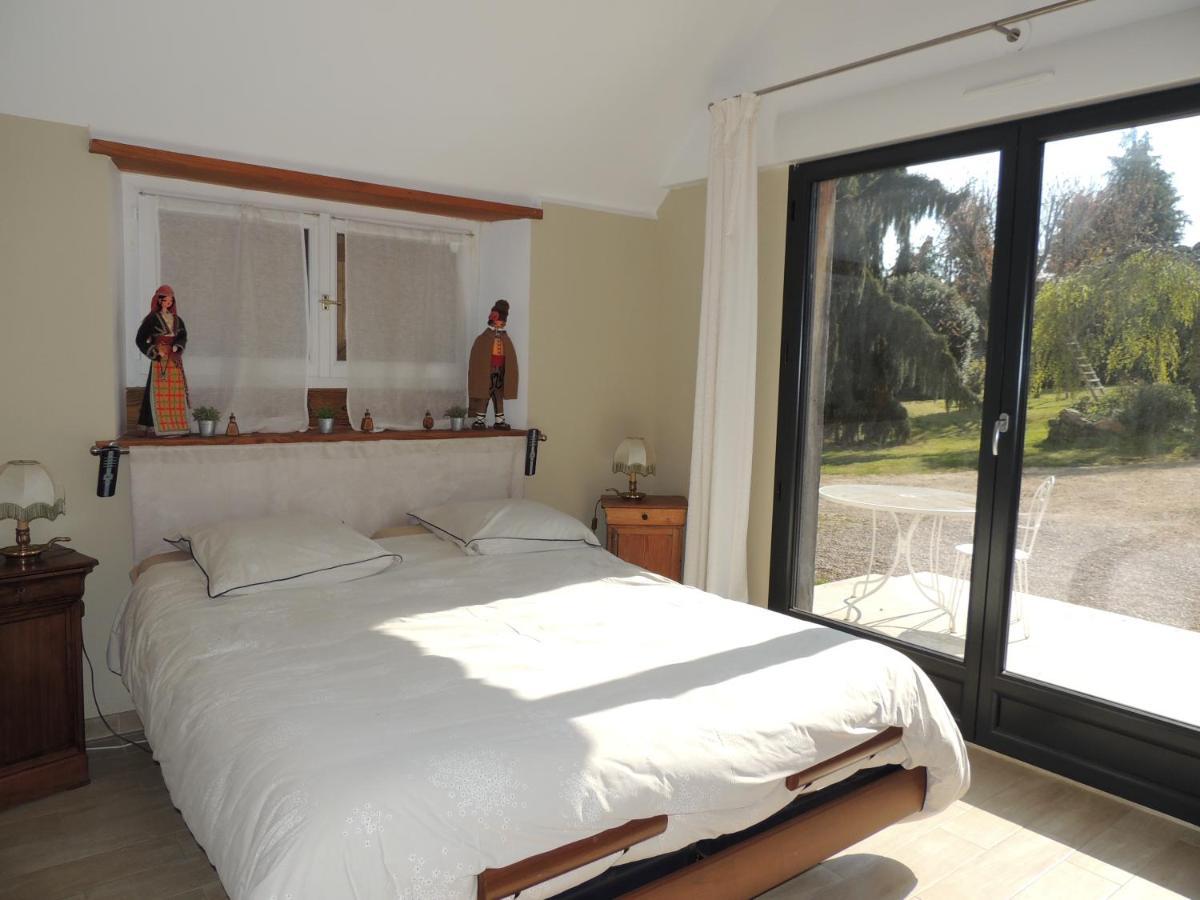 Bed and Breakfast La Ferme Du Bourg Eraines Екстер'єр фото
