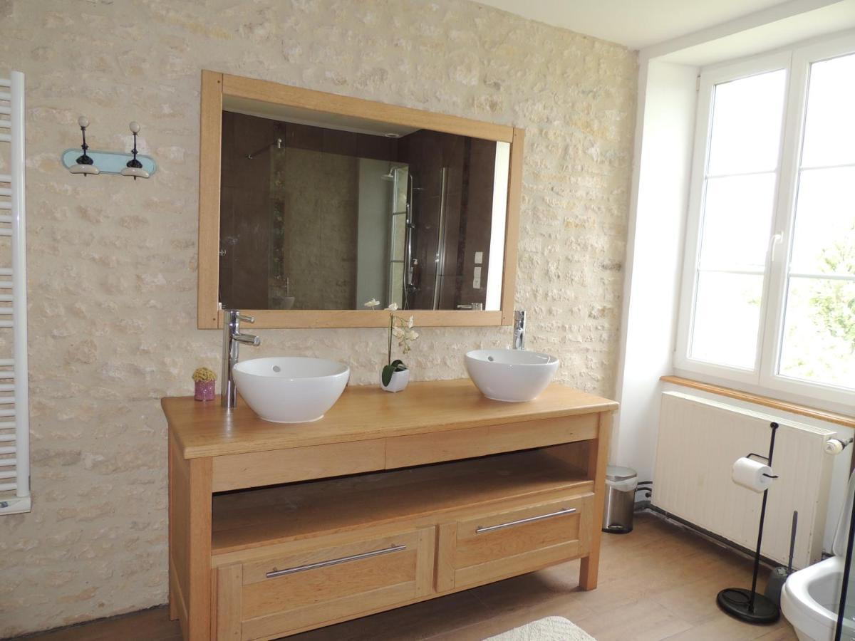 Bed and Breakfast La Ferme Du Bourg Eraines Екстер'єр фото